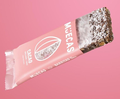 PASAS Y ALMENDRAS MUECAS